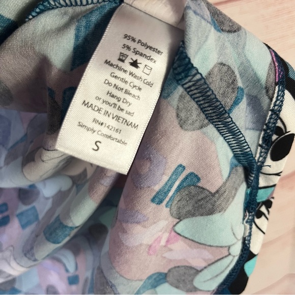 LulaRoe Ima NWT Mickey Mouse Tunic Short Sleeve Top Size Small - Picture 3 of 6